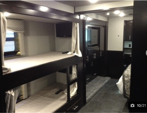 2016 Lonestar Triple Slide Renegade XL Bunk Model, 2 Full Baths, 71K Miles - Image 10
